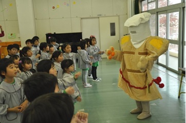 げんきにごはんのうた～ボンチーヌといっしょ～をみんなで歌って踊ろう！