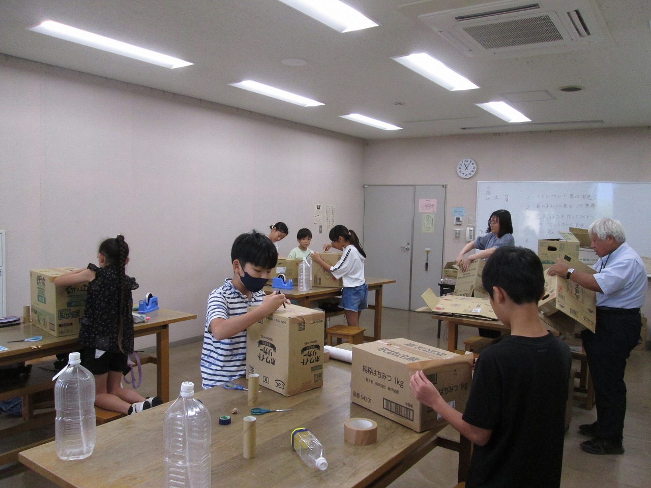 写真：夏休み子供おもしろ科学教室