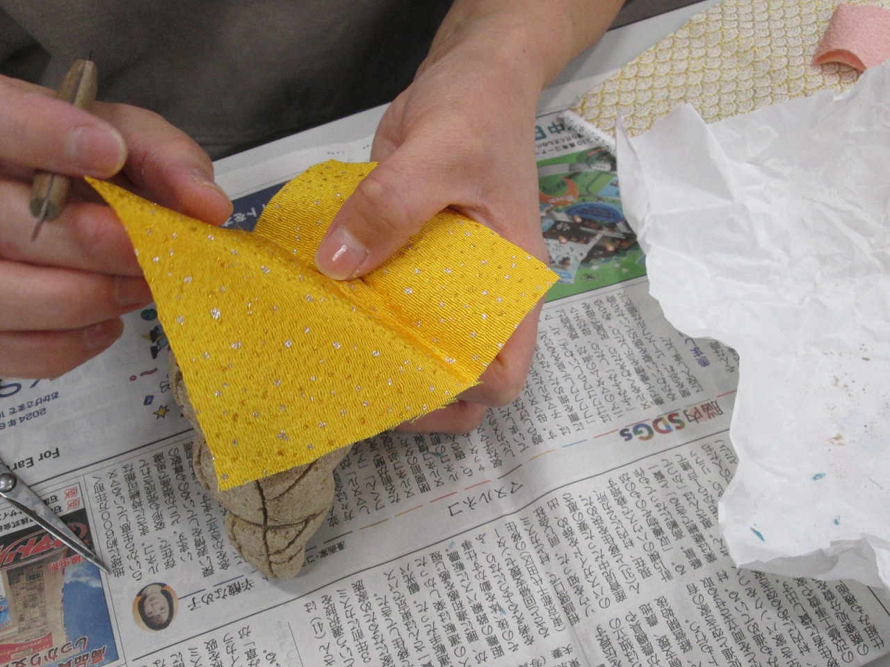 写真：木目込み人形教室