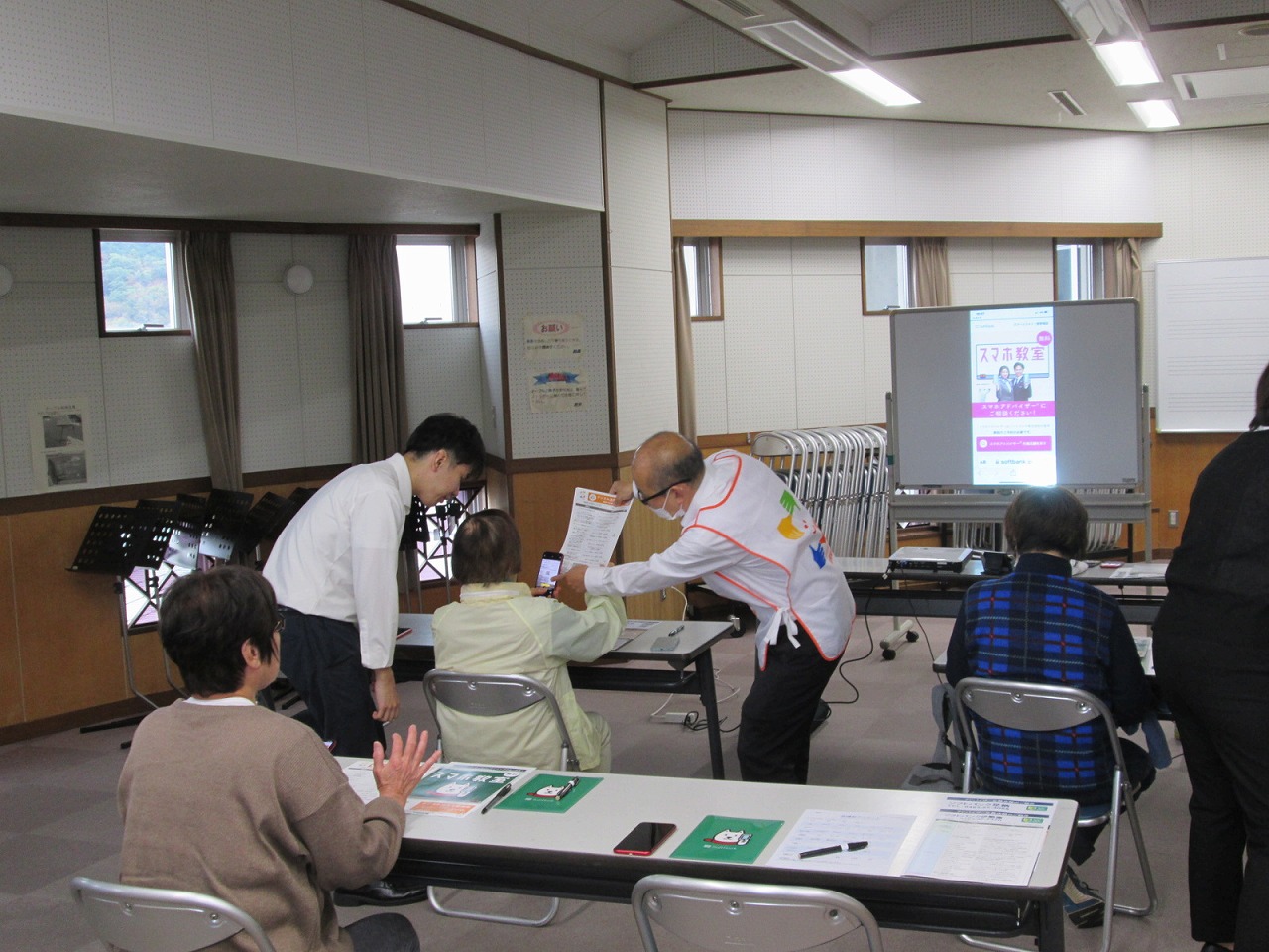 写真：シニアスマートフォン教室