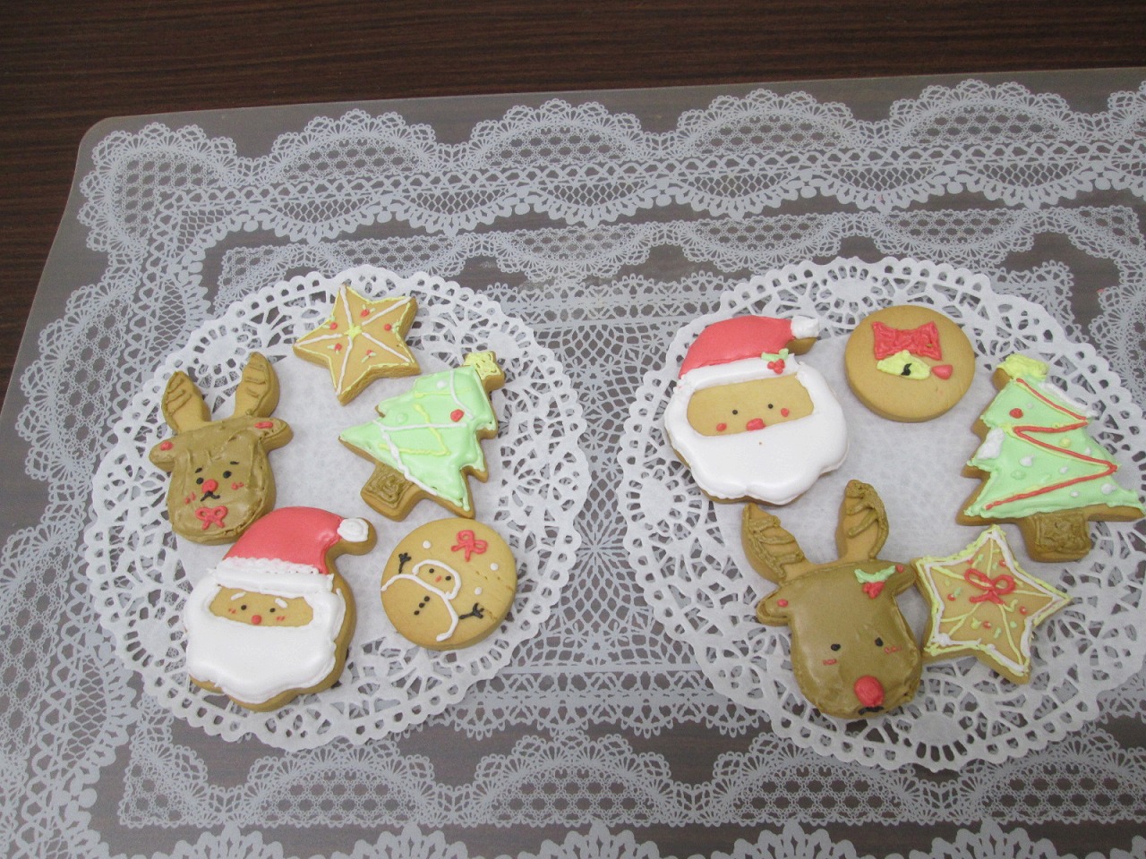 写真：クリスマスのアイシングクッキー教室