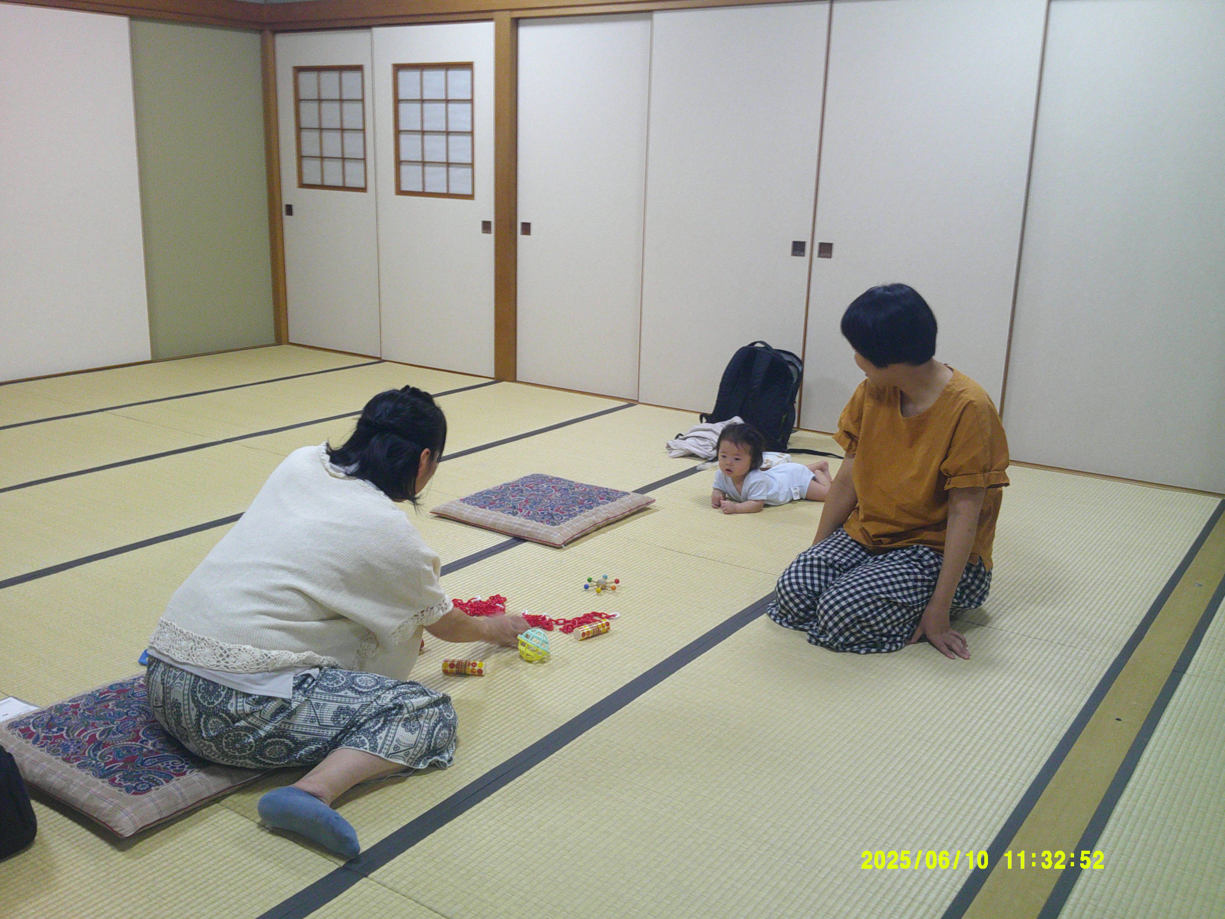 わらべうたであかちゃん育ての写真