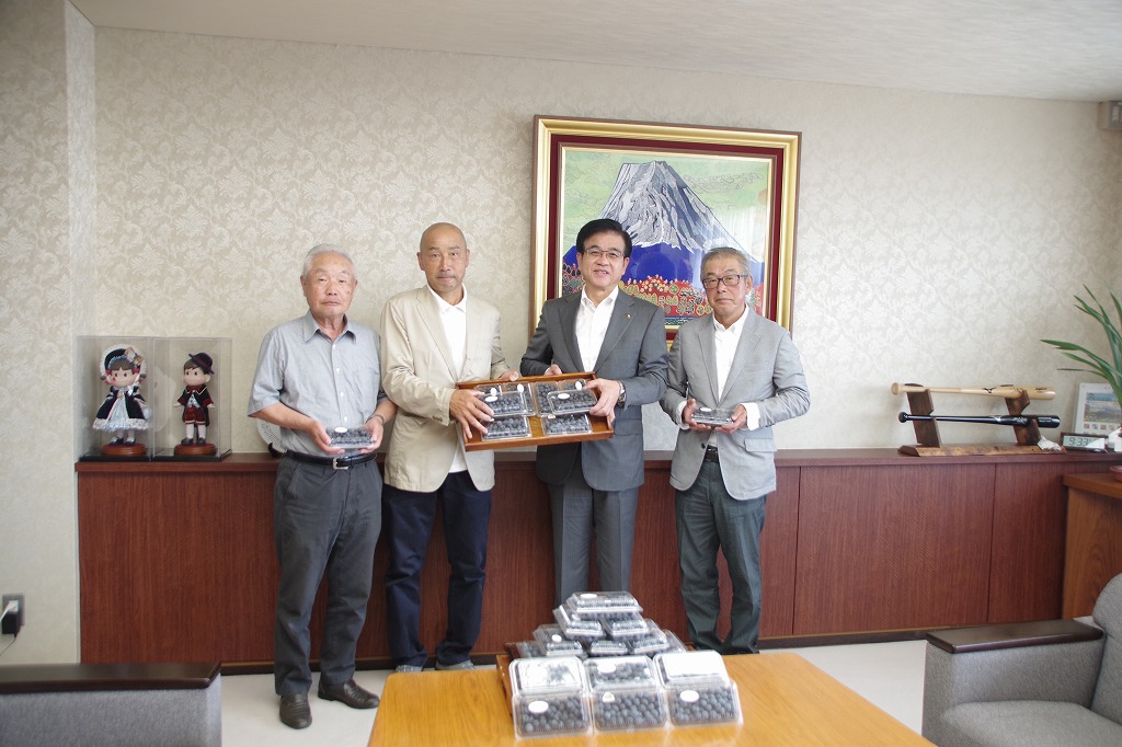 ブルーベリー研究会　記念写真