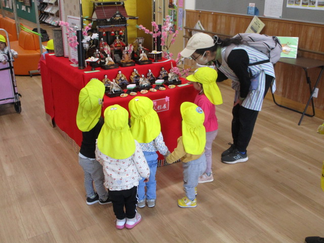 ひな人形展