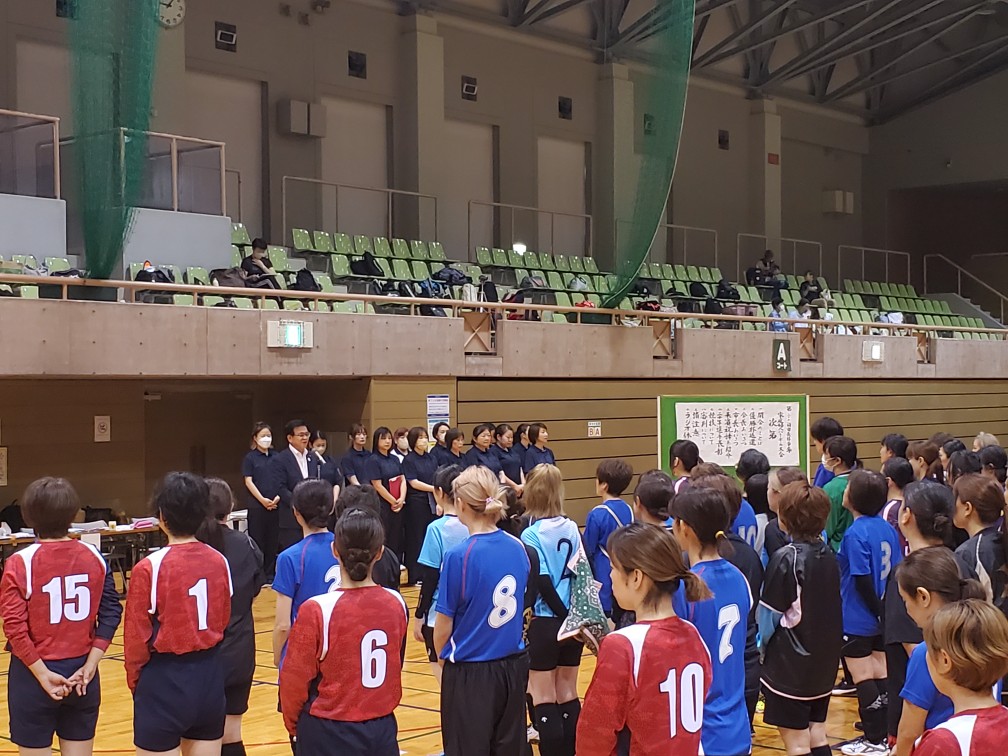 第36回市長杯争奪家庭婦人バレーボール大会開会式1