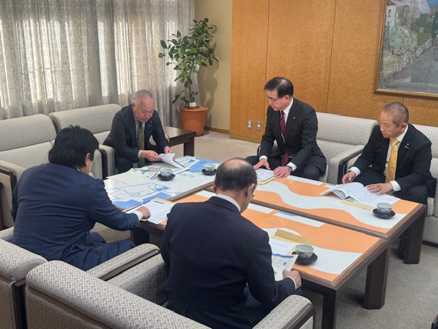 県議会・柳下議長へ要望書の提出2