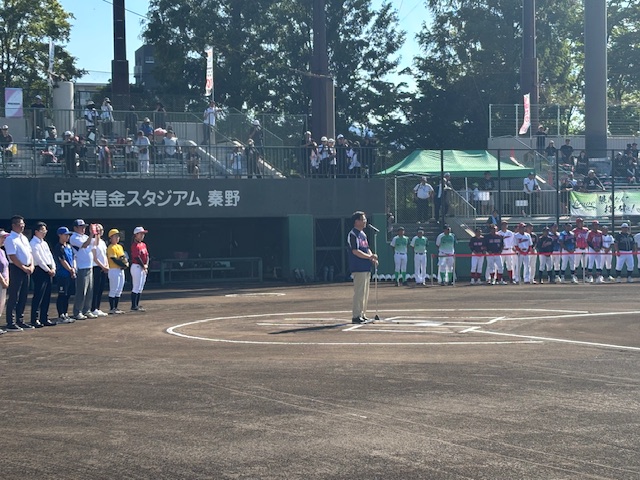 女子中学生硬式野球選手権大会挨拶写真